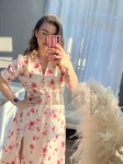SUKIENKA ZOYA ZAPINANA NA GUZIKI W KWIATY WANILIA 