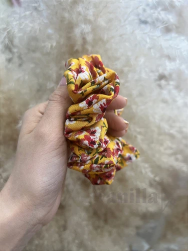 GUMKA WISKOZOWA SCRUNCHIE POMARAŃCZOWA ŁĄCZKA