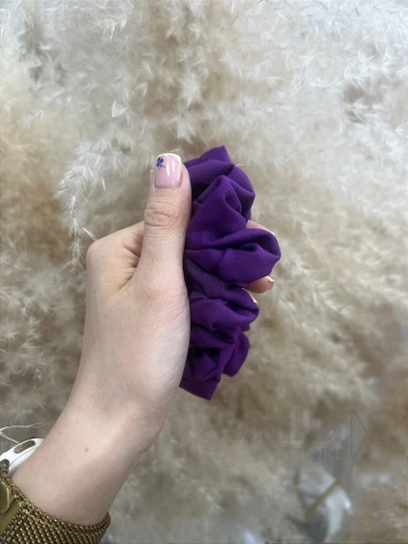 GUMKA WISKOZOWA SCRUNCHIE GŁADKA CHARAKTERNY FIOLET