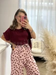 BLUZKA WISKOZOWA Z PODWIJANYM RĘKAWEM I GUZIKAMI Z TYŁU BORDO