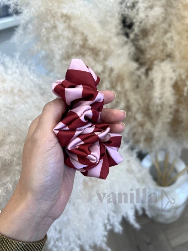 GUMKA SATYNOWA SCRUNCHIE PASKI RÓŻ CZERWIEŃ