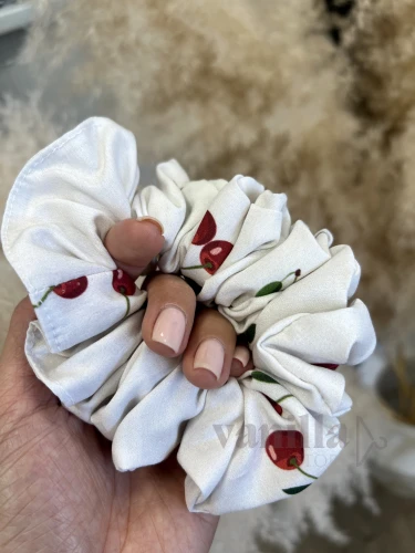 GUMKA WISKOZOWA SCRUNCHIE WISIENKI