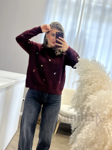 SWETER W KOLOROWE HAFTOWANE KWIATUSZKI BORDO