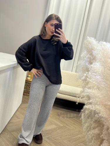 BAWEŁNIANA BLUZA OVERSIZE W PASKI Z NAPISEM NA PLECACH GOOD VIBES CZEKOLADA 